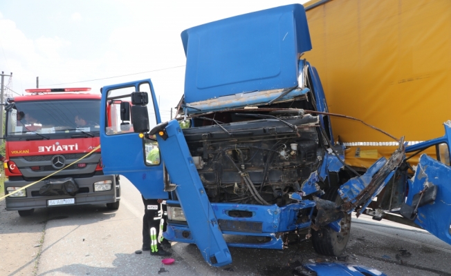 Sakarya'da trafik kazasında ölen ve yaralananların kimlikleri belli oldu