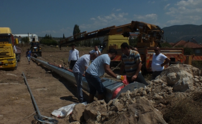 Gölpazarı'ndaki yüksek konuma Türk bayrağı dikildi