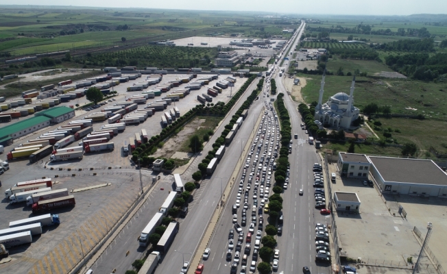 Kapıkule'de gurbetçilerin dönüş yolculuğu başladı