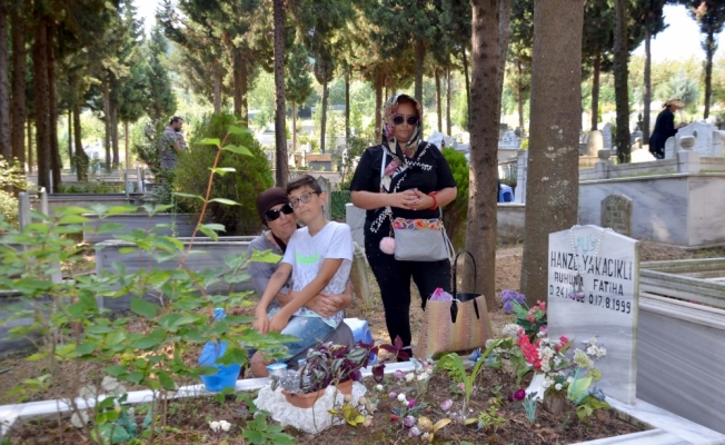 Marmara Depremi'nde hayatını kaybedenler anıldı