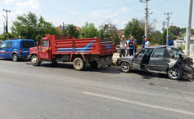 Sakarya'da trafik kazası: 3 yaralı