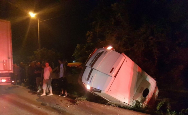 Sakarya'da trafik kazası: 4 yaralı