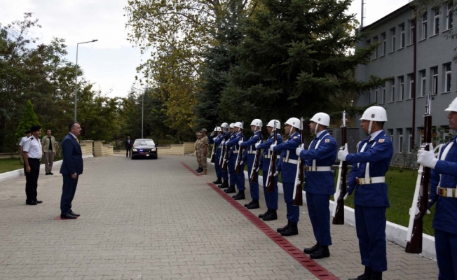 Vali Büyükakın'dan Tuğgeneral Bulut'a ziyaret