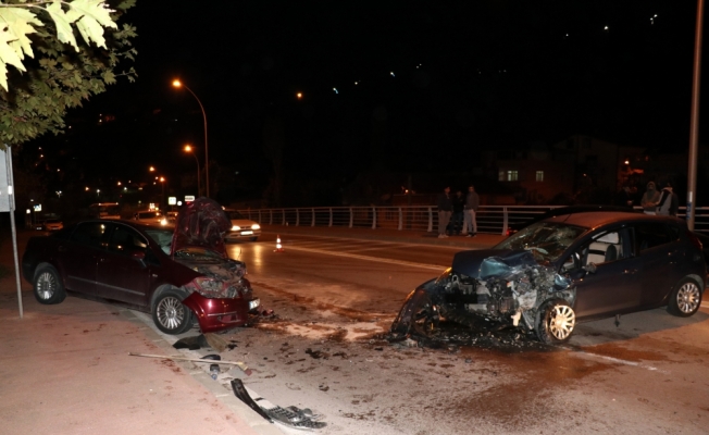 Kocaeli'de trafik kazası: 4 yaralı