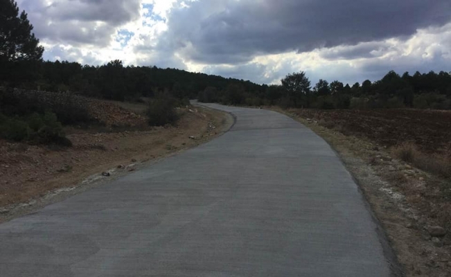 Bilecik'te ilk beton yol yapımına başlandı