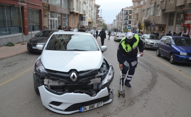 Keşan'da trafik kazası: 2 yaralı