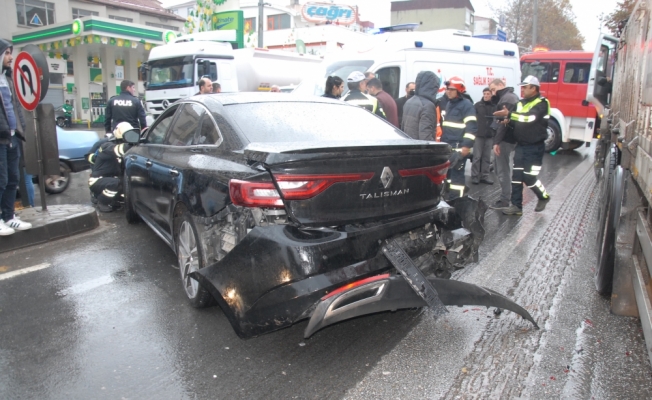 Kocaeli'de trafik kazası: 7 yaralı