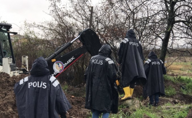 Kocaeli'de kayıp anne-kızı arama çalışmaları