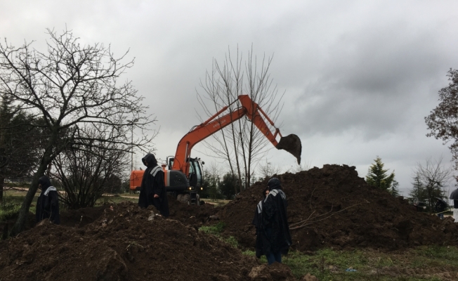 Kocaeli'de kayıp anne-kızı arama çalışmaları