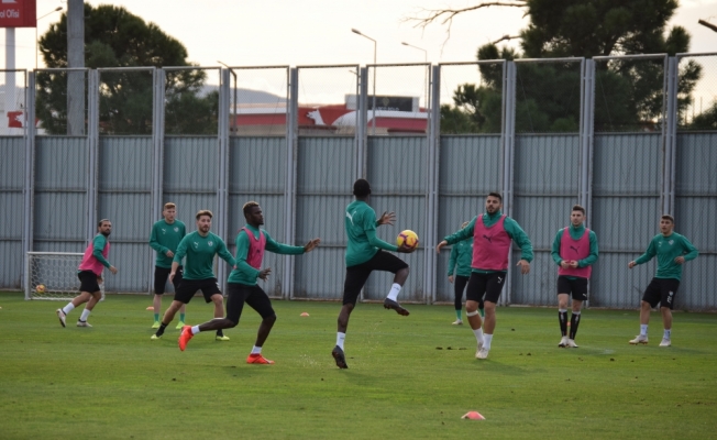 Bursaspor, Konyaspor maçında 3 puan hedefliyor