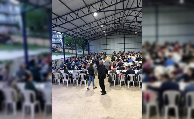 Demirköy'de iş adamı iftar verdi