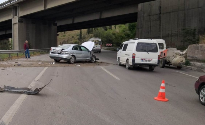 Dilovası'nda trafik kazası: 1 yaralı