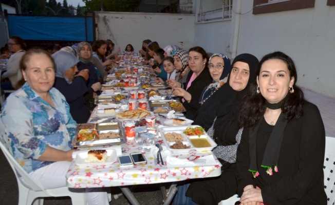 Karamürsel'de iftar