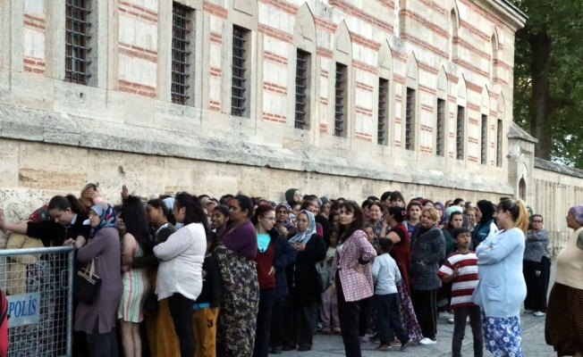 Selimiye'nin gölgesinde iftar bereketi