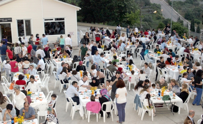 Karamürsel Devlet Hastanesinde iftar