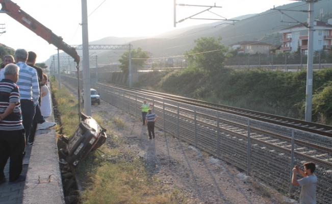 Kocaeli'de trafik kazası: 2 yaralı