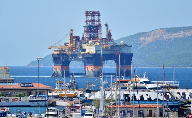 Dev petrol arama platformu Çanakkale Boğazı'nda