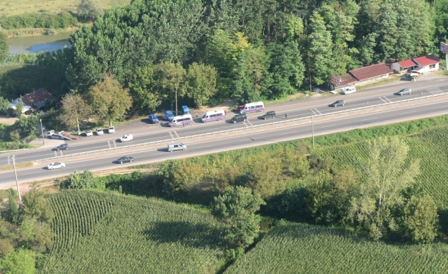 Sakarya'da jandarmadan helikopterli trafik denetimi