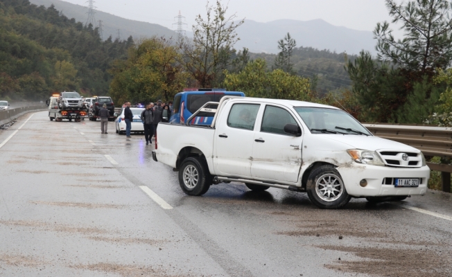 Bursa'da zincirleme trafik kazası: 4 yaralı