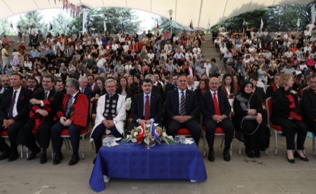 Ankara Üniversitesi mezunlarını uğurladı