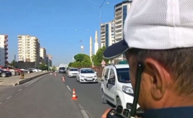 Trafikte bir haftada 450 bine yakın sürücüye işlem yapıldı