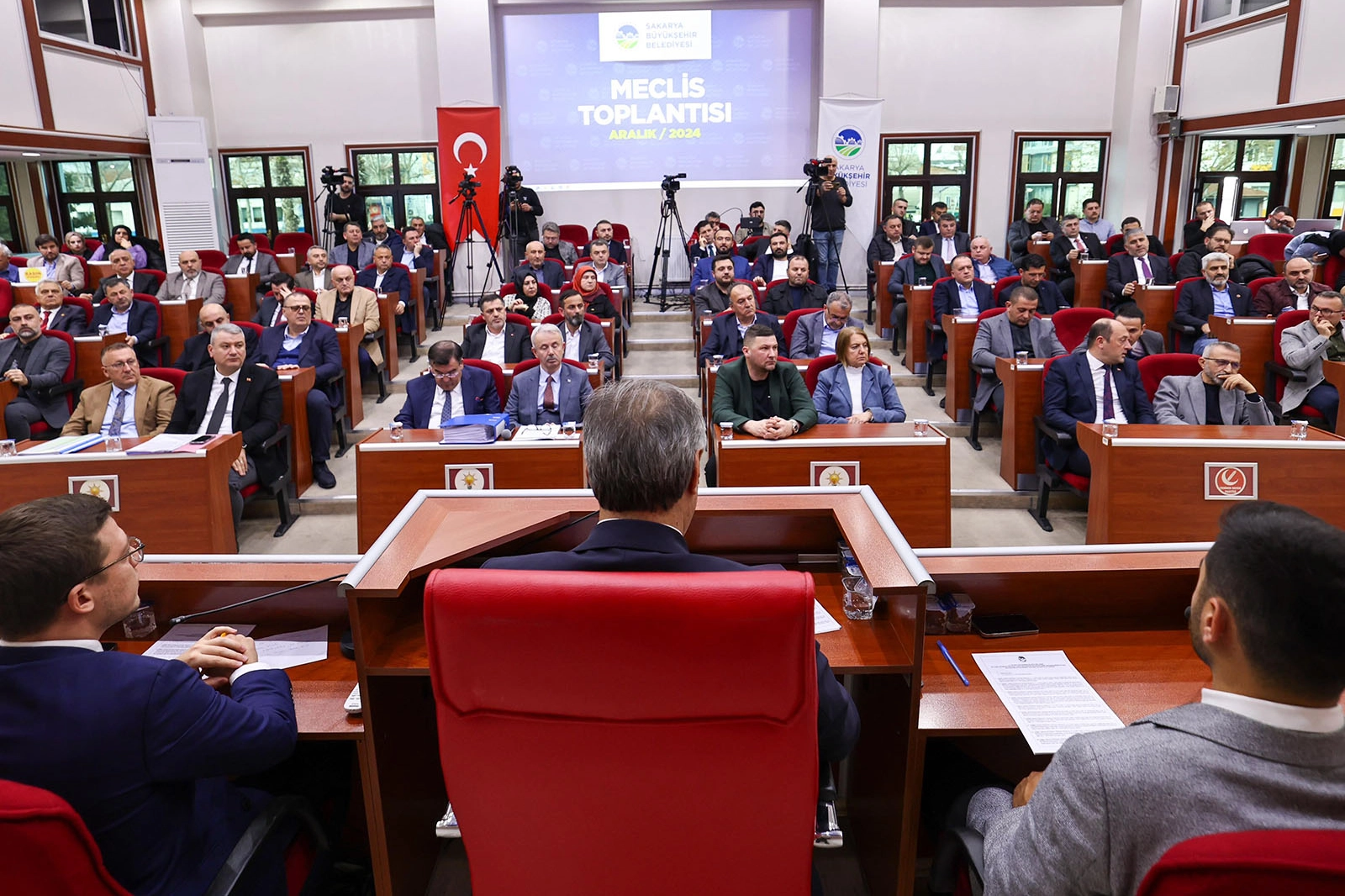 Alemdar: “Deprem öncesi tüm binaları dönüştürmek istiyoruz”