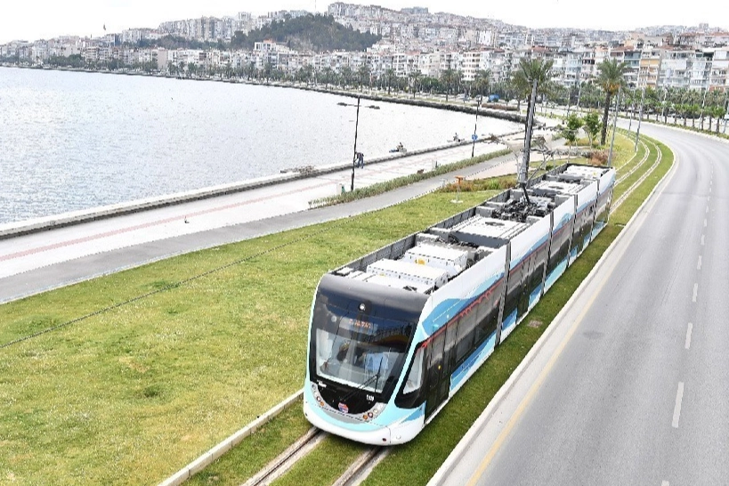 Konak Tramvayı'nda arızaya geçici düzenleme