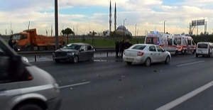 Anadolu Otoyolu'ndaki kaza trafiği aksattı