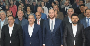 “AK Parti Gençlik Kollarının 2 milyon üyesi var“