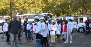 Mardinli öğrencilerden Bursa polisine taziye ziyareti