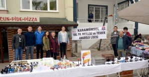 Lise öğrencileri yaptıkları ürünleri pazarda sattı