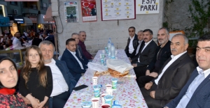 Karamürsel’de geleneksel sokak iftarı