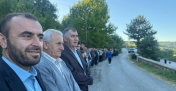 Bursa'da vatandaşlar bayram namazı sonrası mezarlıklara akın etti