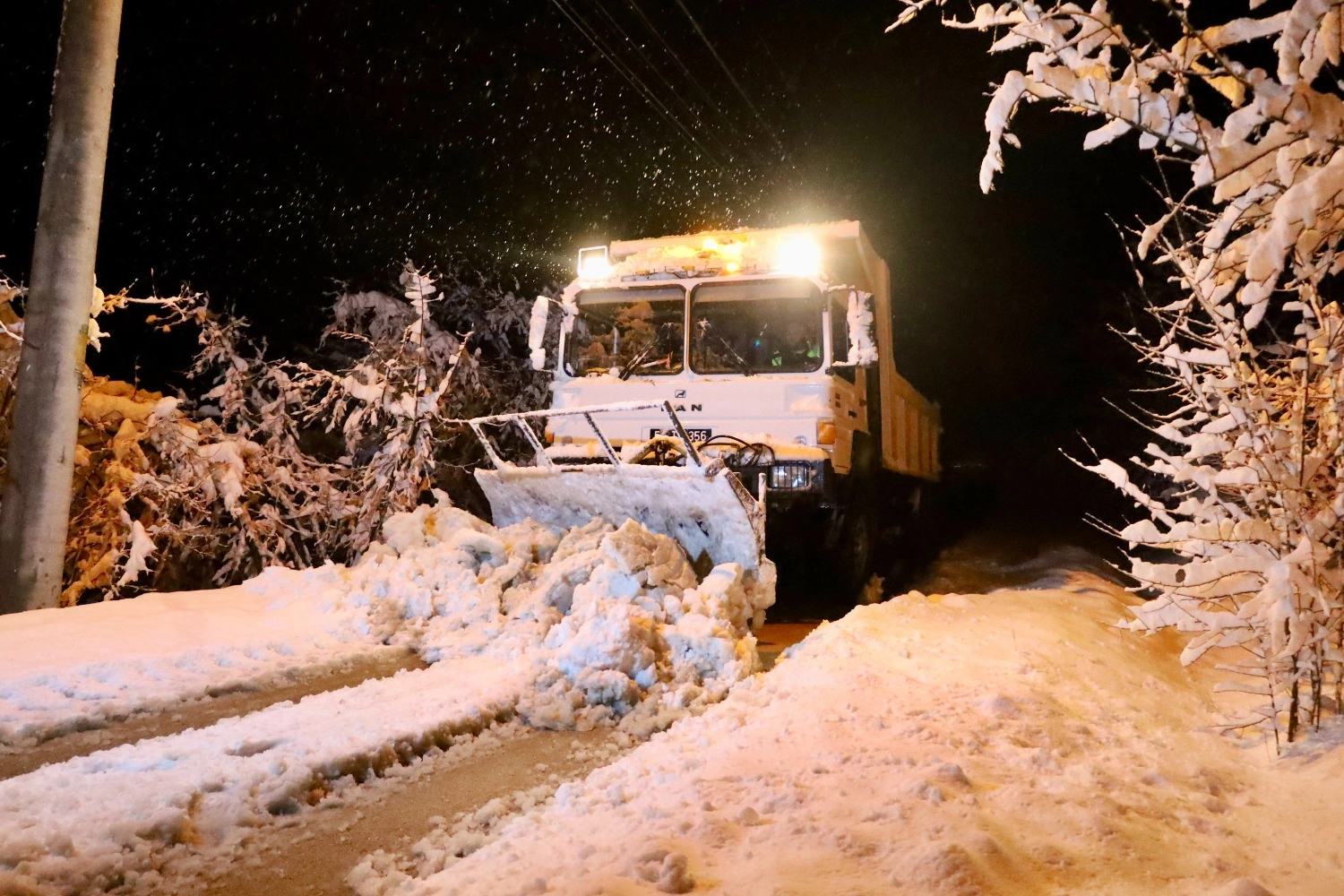 Sakarya Büyükşehir kar mesaisinde