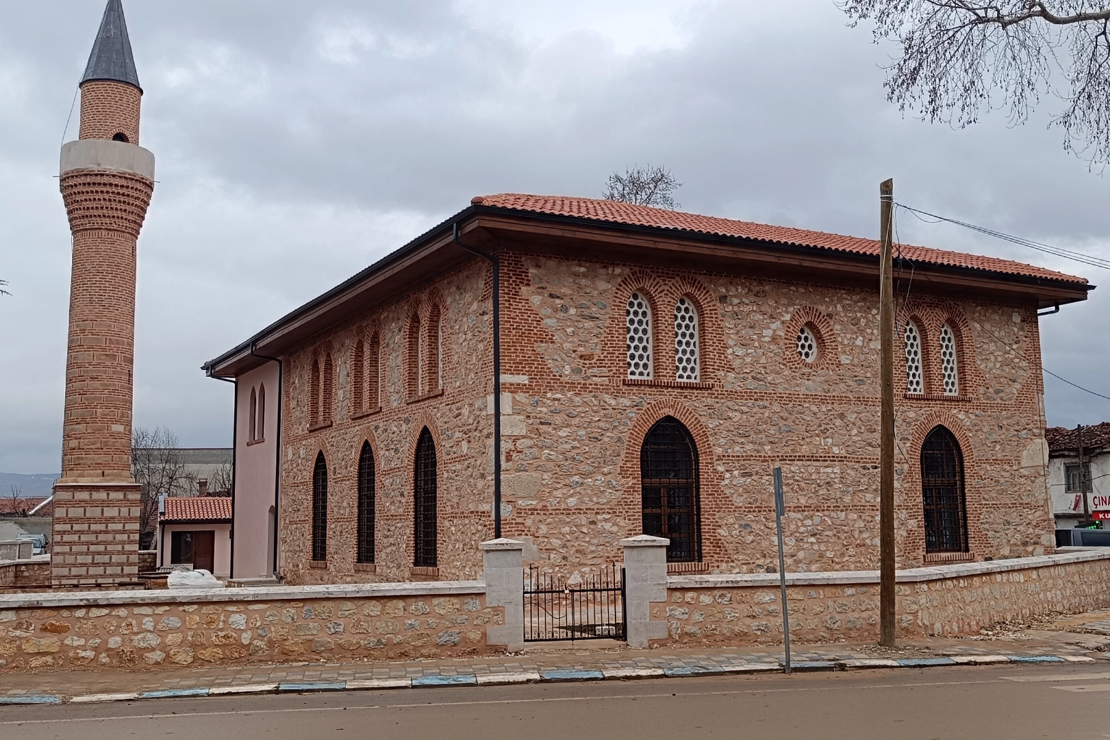 Bilecik'te Tarihi Cami’de ilk ibadet Regaip Kandili'nde