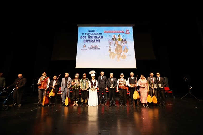 Denizli Uluslararası Ege Âşıklar Bayramı'na yoğun ilgi